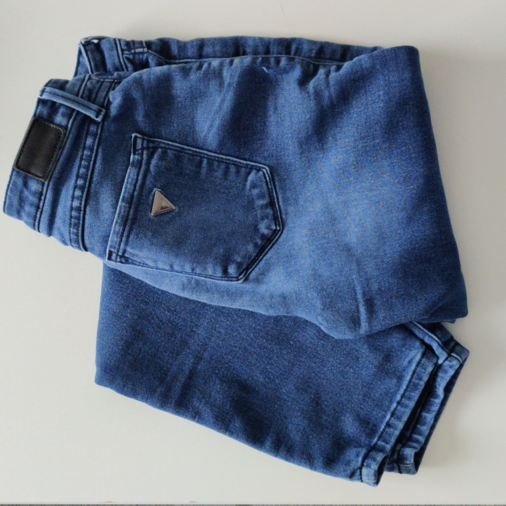 Guess jeans woman's 26x30